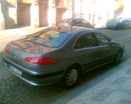 Peugeot 607